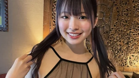 FC2-PPV-3285027 [Miracle 18 years old! Ayu-chan, Genius Cute Incarnation
