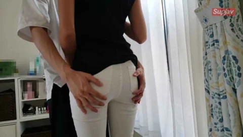 FC2-PPV-1154822 [Private shoot] A slender beautiful wife gets her vagina and anus violated by another man’s cock in the living room while her husband is away at work