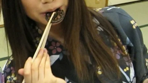 HIGH-030 I Brought An Employee Who Got Mud On A Company Trip To My Room And Fucked Her! Junna Kojima