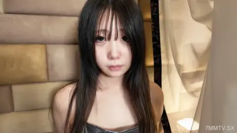 fc2-ppv 4917934 30 days up to 1490pt!! [URGENT] ※Sick and fall down. The reality of young people moving to Tokyo. A country girl from a (home D system) family, trembling with nervousness as she applies for ‘thick