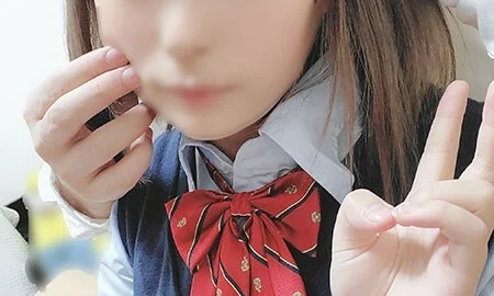 FC2-PPV-1766537 [No] ♯18-year-old friend’s sister. Bring it to the room and make it look like J ○ and make a raw etch.