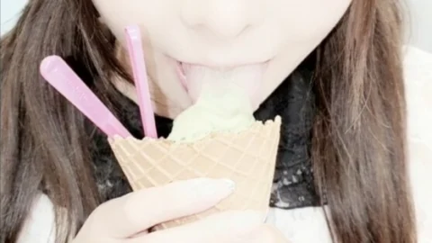 FC2-PPV-1931230 [Moe voice, E cup, short stature] As a result of the play who picked up, there was no place to go out of the house by his boyfriend … [Part 1]