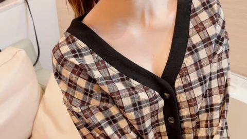 FC2-PPV-3150973 First facial shot to Otoha-chan, an overwhelming beauty who can’t be found even if you look for it! ! She’s not only cute, she’s overwhelmingly erotic, she has big breasts, and she’s the MVP for December. *Insertion in