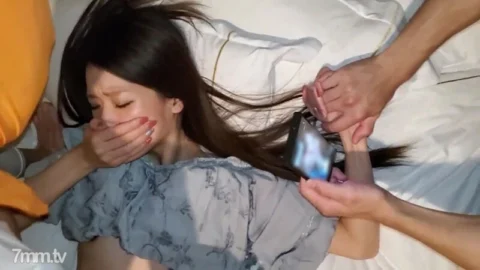 FC2-PPV-2044671 August limited 1200 [Nothing] Fair-skinned slender tall beauty. I could not refuse my husband’s request and accepted multiple sticks of others and made vaginal cum shot for 3 consecutive times.