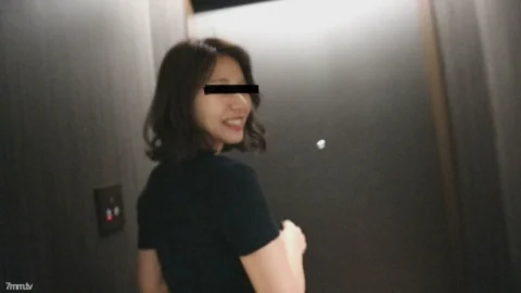 FC2-PPV-1229107 [Second Coming] [Squirting a large amount of pie bread] [Complete appearance for a limited time] [A certain auto ○ Lend appearance (22)] Model-class beautiful legs! Transcendental lewd daughter pie bread erotic tide Sugi! I’ve hung