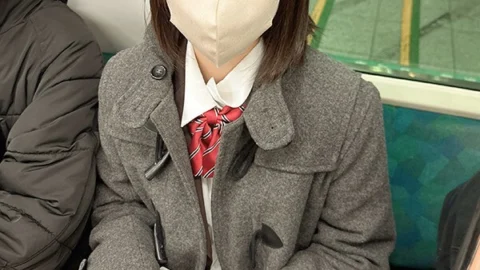 FC2-PPV-3263237 * First limited quantity * [J/lineage/individual beat] dialect full girl 艾 18-year-old Aomori leaving Tokyo and uncle mating [with school water]