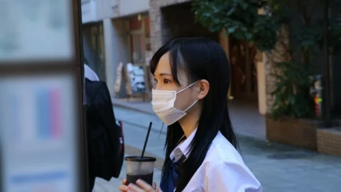 FC2-PPV-2244644 A certain man’s memorandum chibi uniform woman