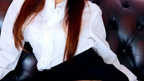DV-1283 How about a girl who likes kissing? Maho who loves kissing. She always kisses while being poked at missionary, face-to-face and woman on top posture. A rich kiss with the tongue entwined. With excitement, Mako is also full. Piston while staring at