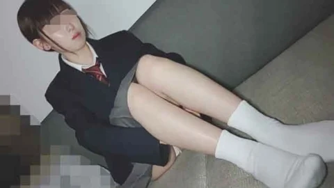 FC2-PPV-2739273 Private girls’ school ① Breaking the promise of selling pants for a young girl FC2-PPV-2739273