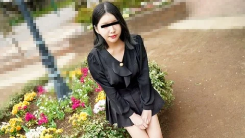 10MUSUME-102823-01 10musume-102823_01 — The empty-handed vibrator rotates the propeller in the beautiful butt! – Amateur girl talking on the phone with her boyfriend while being fucked!