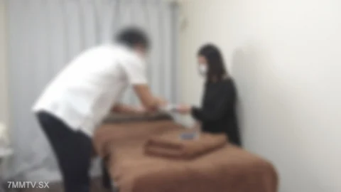 FC2-PPV-4853279 The first place is extremely floating, a floating woman, a cheerful woman, and after arriving at the store. You see what happened next. FC2 electronic market