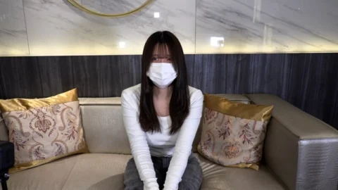 FC2-PPV-4848293 [First amateur shoot] Asuka (18), a cute amateur with long black hair. She tries her best to have sex with a middle-aged man with obesity for the first time, and it’s impressive. But her anal play ruins it. But she gets penetrated aga